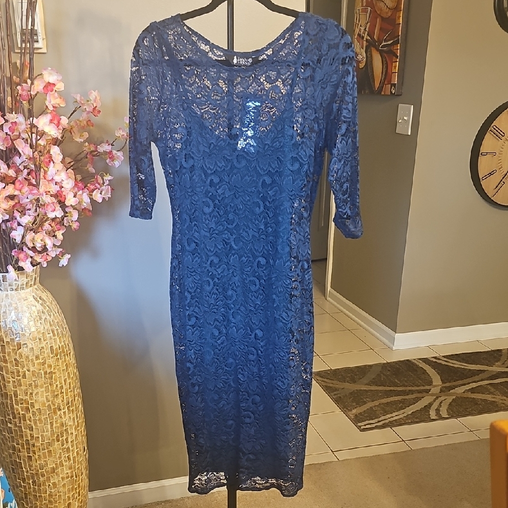 Lady Vintage Beatrice Wiggle Dress in Teal Lace Classic
